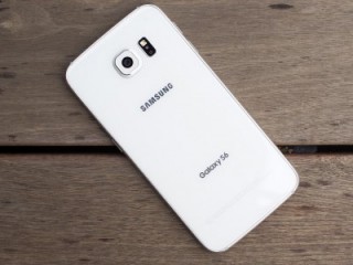 Samsung объясняет, почему Galaxy S6 лишился слота для microSD